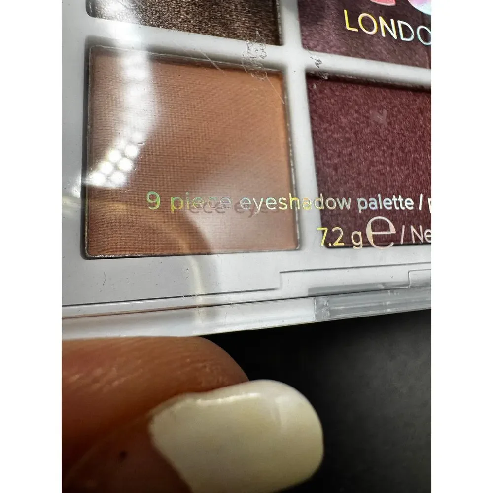 NWT Lottie Eye Shadow Palette 9 Colors The Mauves
